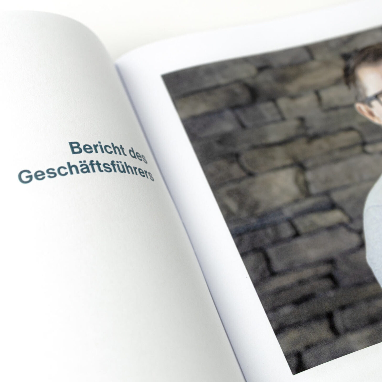 Designer Bern Geschaeftsbericht Grindelwald 07